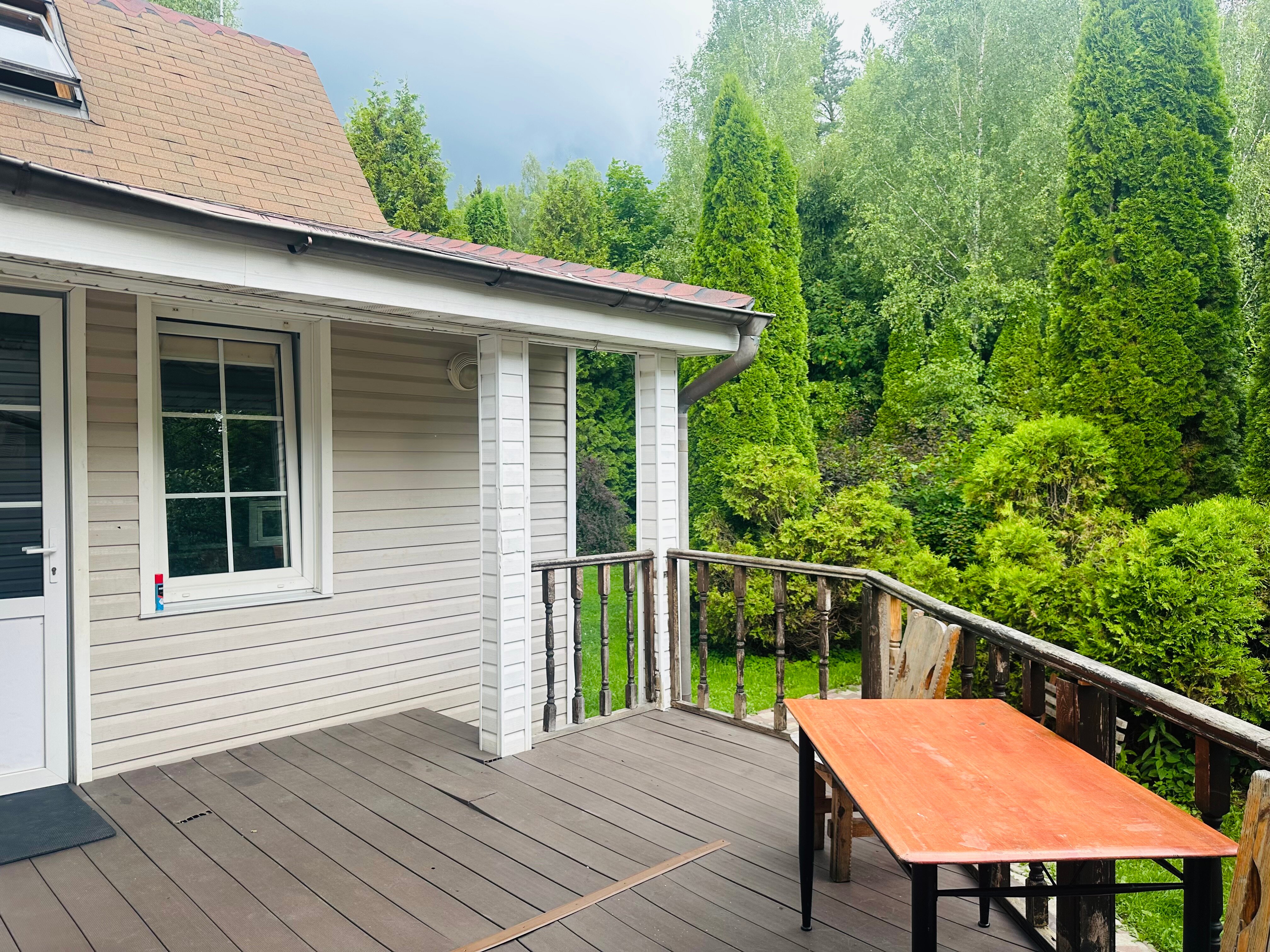 Фото Загородный дом с бассейном