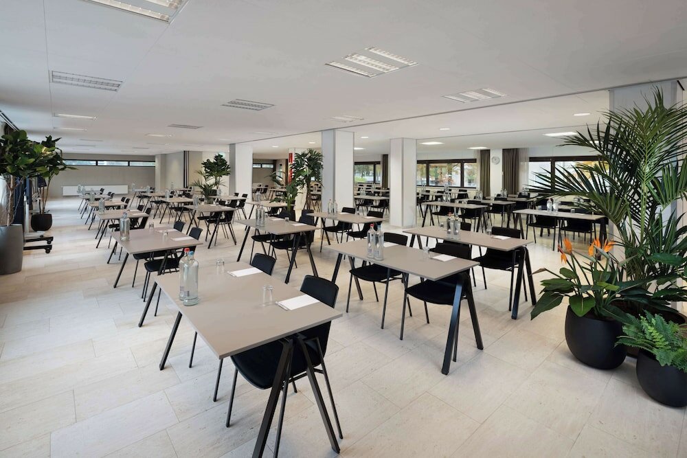 Фото Nh Amsterdam Zuid