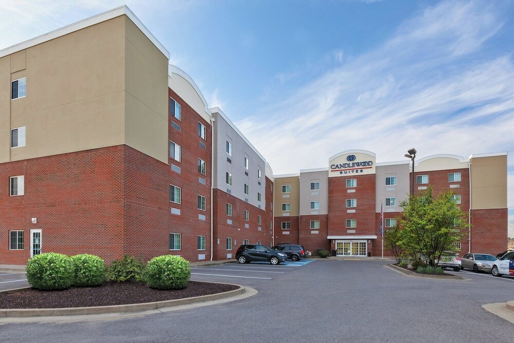Фото Candlewood Suites Washington North, an Ihg Hotel