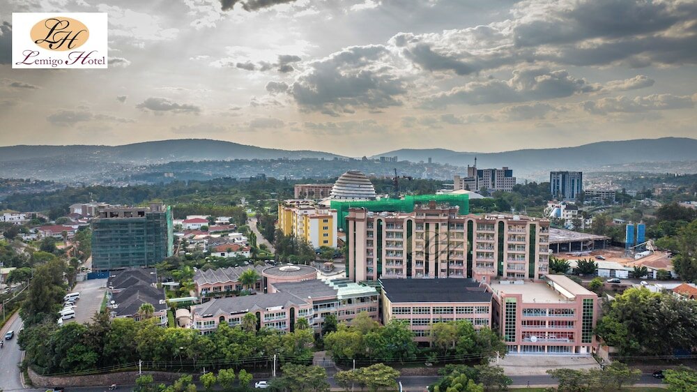 Фото отеля 3