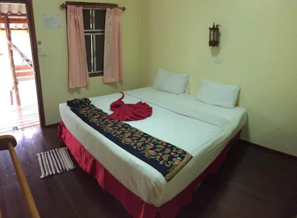 Фото Lanta Pearl Beach Resort