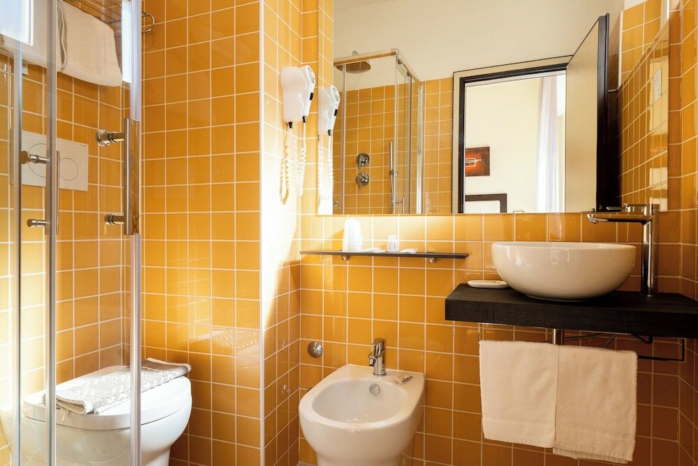 Фото Hotel City