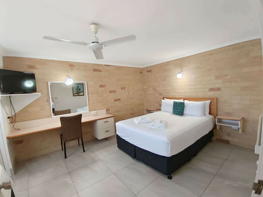 Фото Best Western Ambassador Motor Lodge