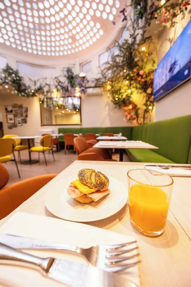 Фото Genius Hotel Downtown