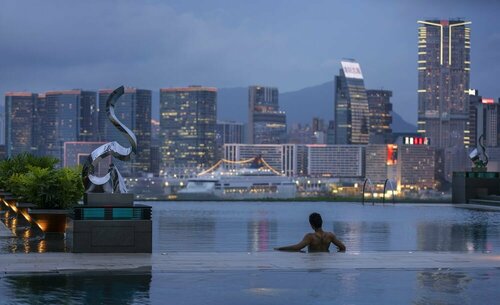 Внешний вид отеля Four Seasons Hotel Hong Kong в Гонконге (остров), фото 4