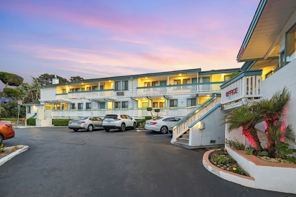 Фото Arbor Inn Monterey