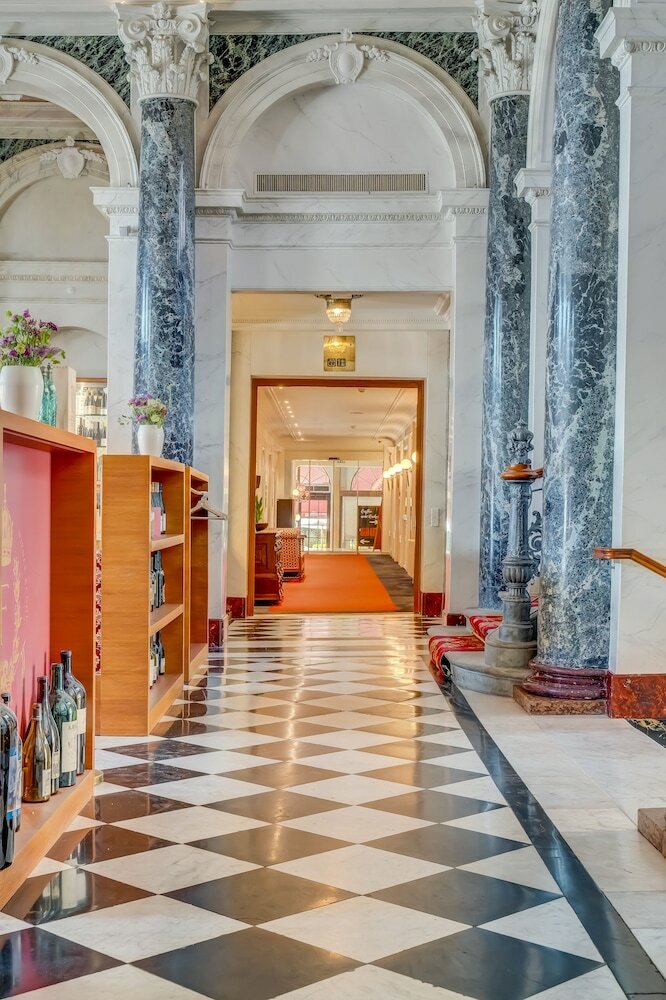 Фото Grand Hotel National
