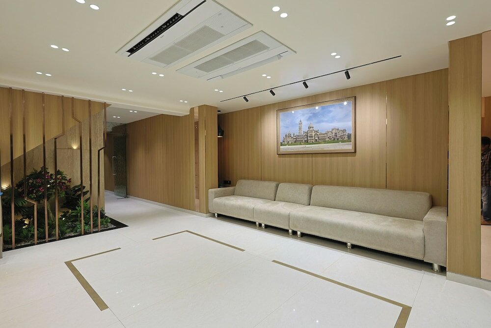 Фото Hotel Ambassador