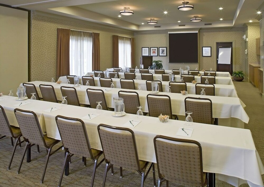 Фото Silver Cloud Hotel Bellevue Eastgate