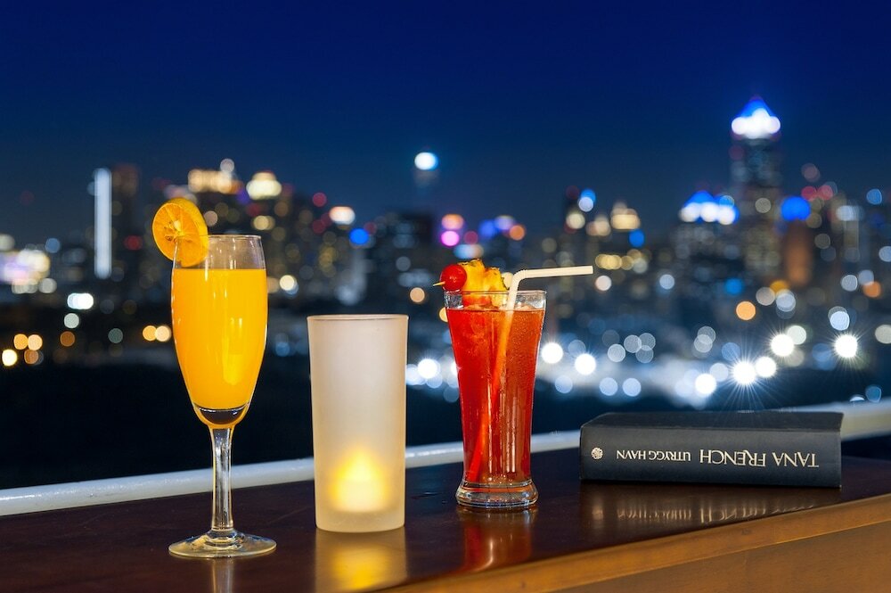 Фото Pinnacle Lumpinee Park Hotel