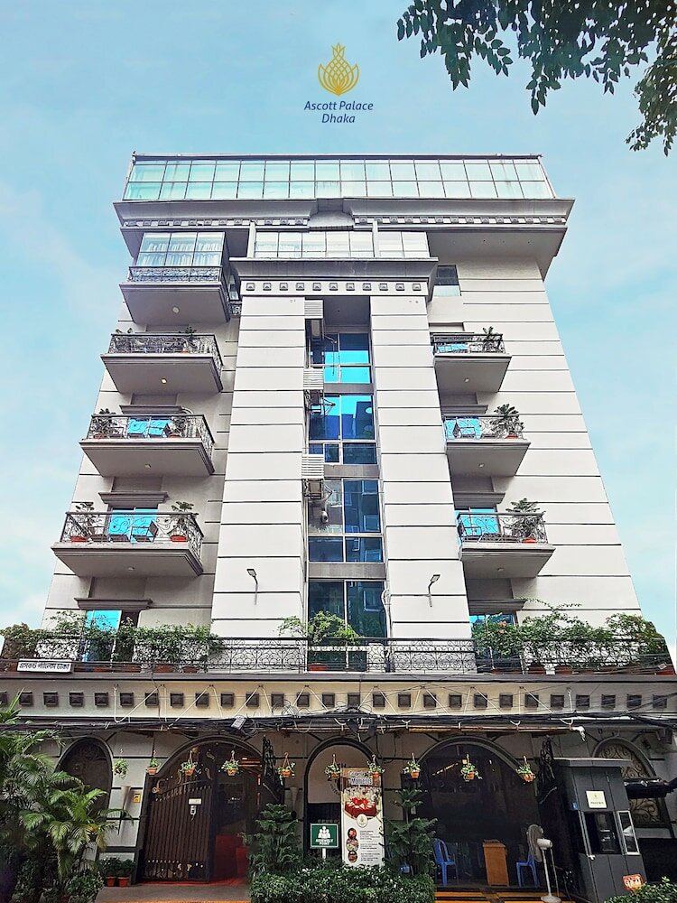 Фото отеля 1