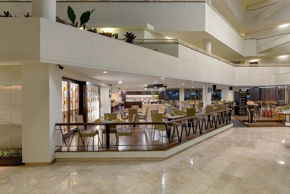 Фото Hotel Santika Bandung
