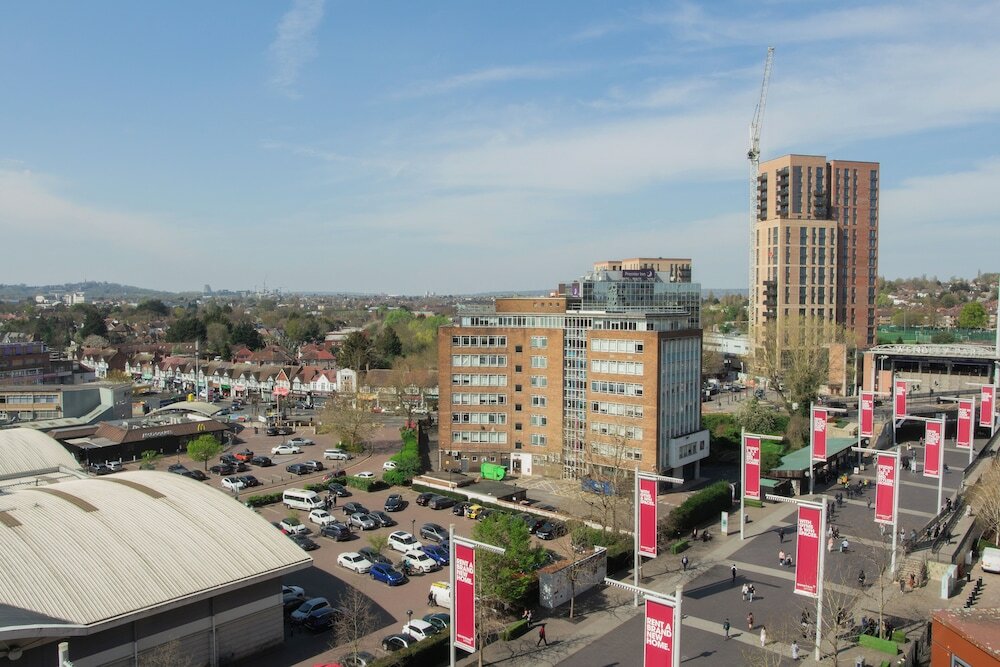Фото Novotel London Wembley