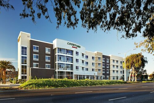 Гостиница Courtyard by Marriott Sunnyvale Mountain View в Саннивейле