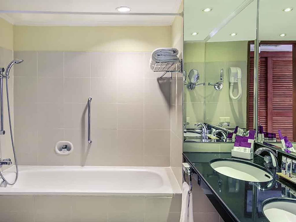 Фото Mercure Jakarta Kota