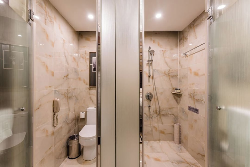 Фото Shanghai Maixinge International Hotel