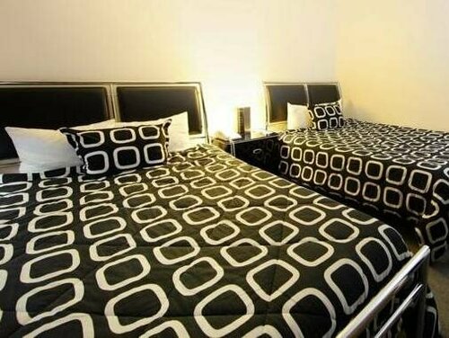 Гостиница Hotel Suites Ambassador в Панаме