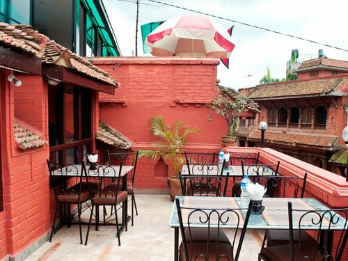 Гостиница Hotel Empire & Rooftop Restaurant в Бхактапуре