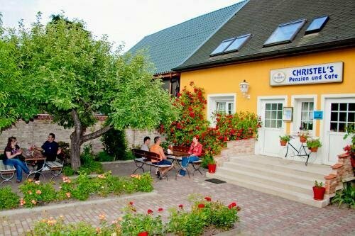 Гостиница Christel'S Pension And Cafe в Бранденбурге