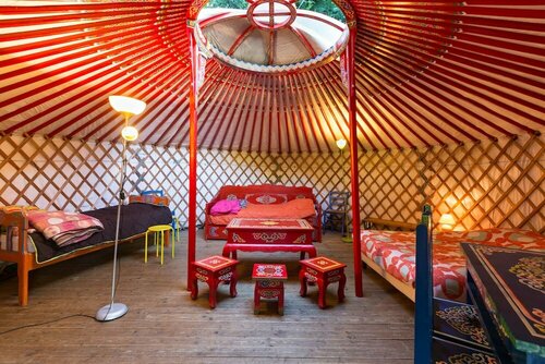 Гостиница Le Village de Yourtes в Динане