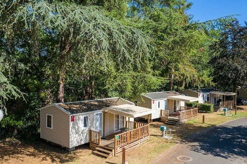 Кемпинг Camping de Bourges в Вьерзоне