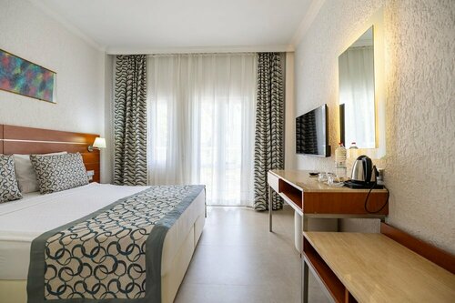 Гостиница Petunya Beach Resort в Бодруме