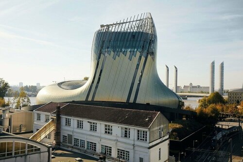 Гостиница FirstName Bordeaux в Бордо