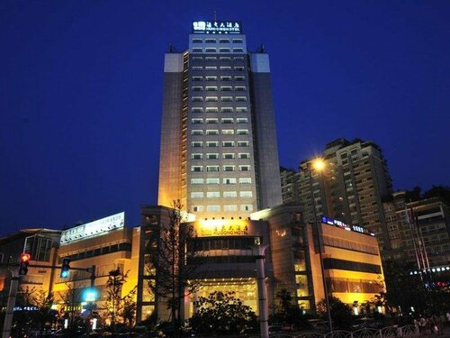 Гостиница Huidong Hotel Zigong в Цзыгуне