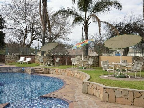 Гостиница Cresta Oasis в Хараре