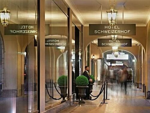 Гостиница Hotel Schweizerhof Bern & SPA в Берне