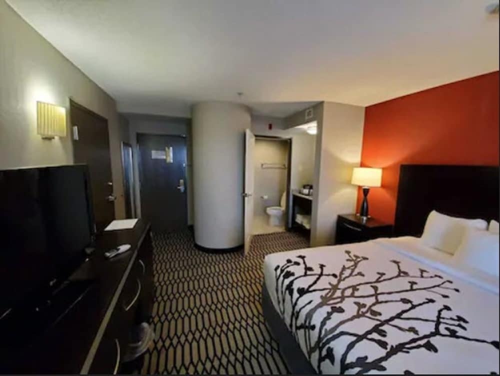 Фото Sleep Inn & Suites Bwi Airport