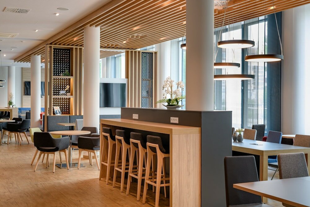 Фото Holiday Inn Express Fulda, an Ihg Hotel