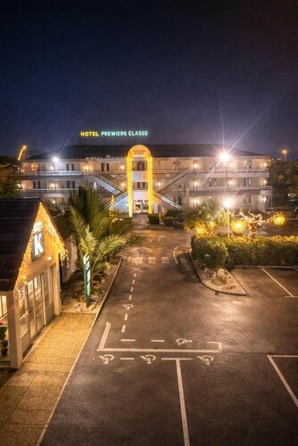 Гостиница Premiere Classe Marseille - Vitrolles Anjoly в Витроли