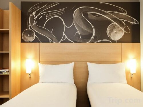 Гостиница Ibis Yerevan Center в Армении