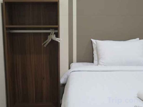 Фото S Hotel and Residences