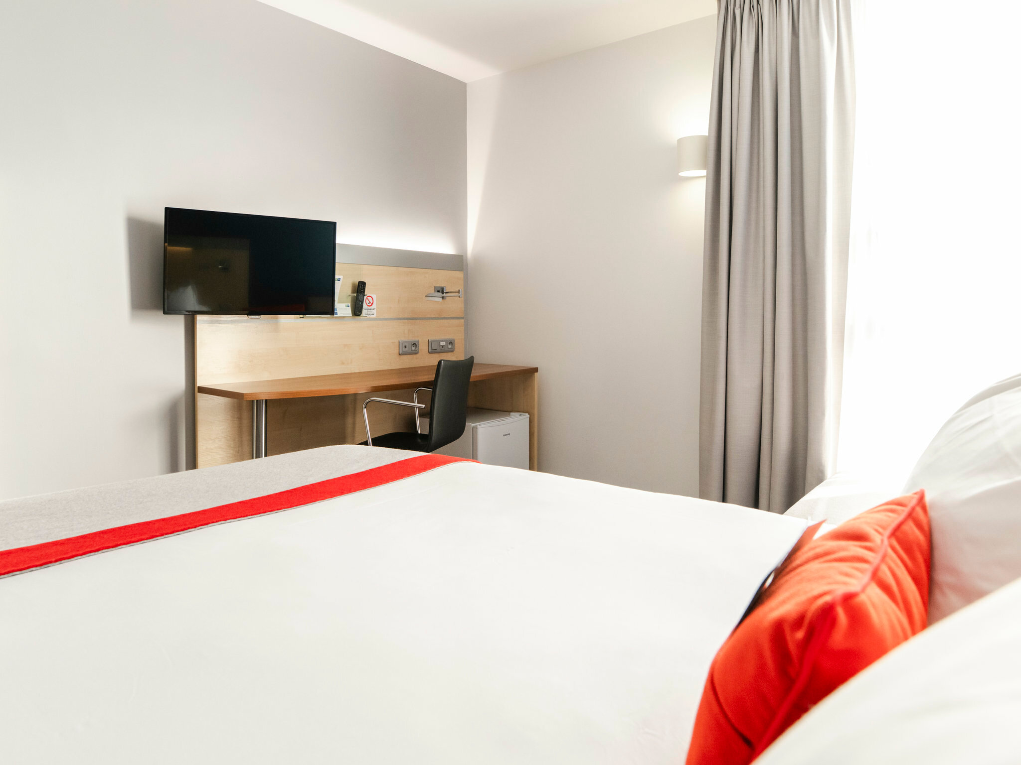 Фото Holiday Inn Express Saint-Nazaire