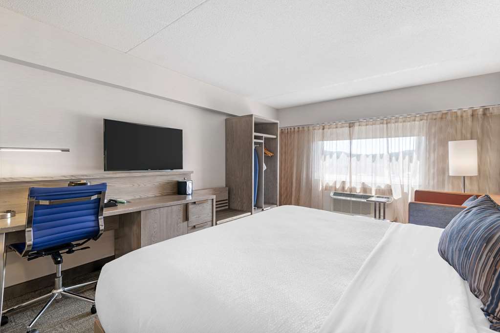 Фото Best Western Plus Landmark Inn