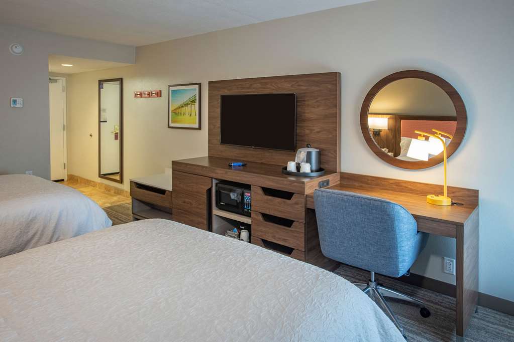 Фото Hampton Inn Pensacola-Airport