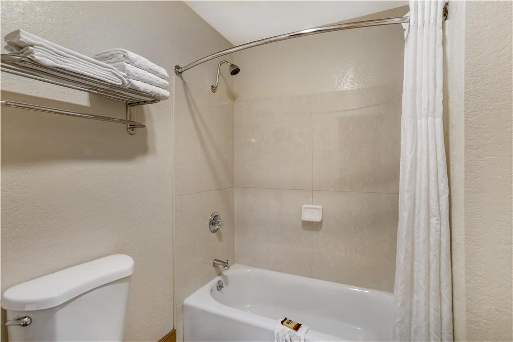 Фото Best Western Plus Pleasanton Inn
