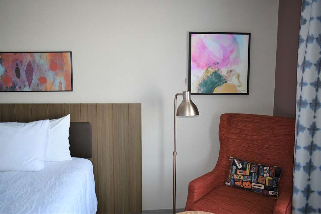 Фото Hilton Garden Inn Oconomowoc