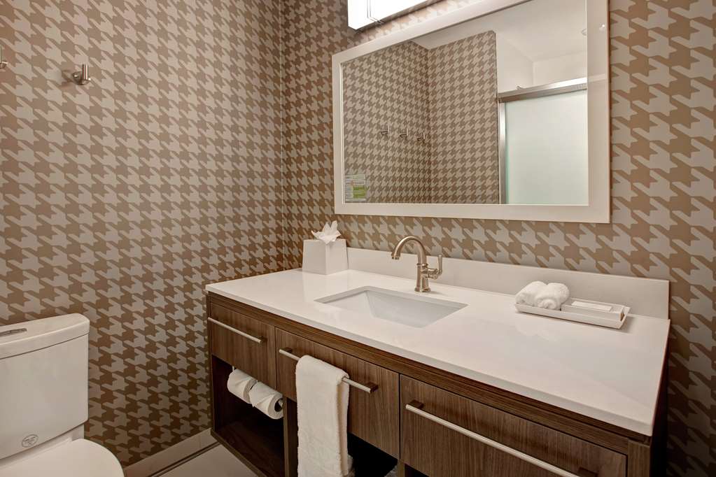 Фото Home2 Suites by Hilton Charlotte Uptown, Nc