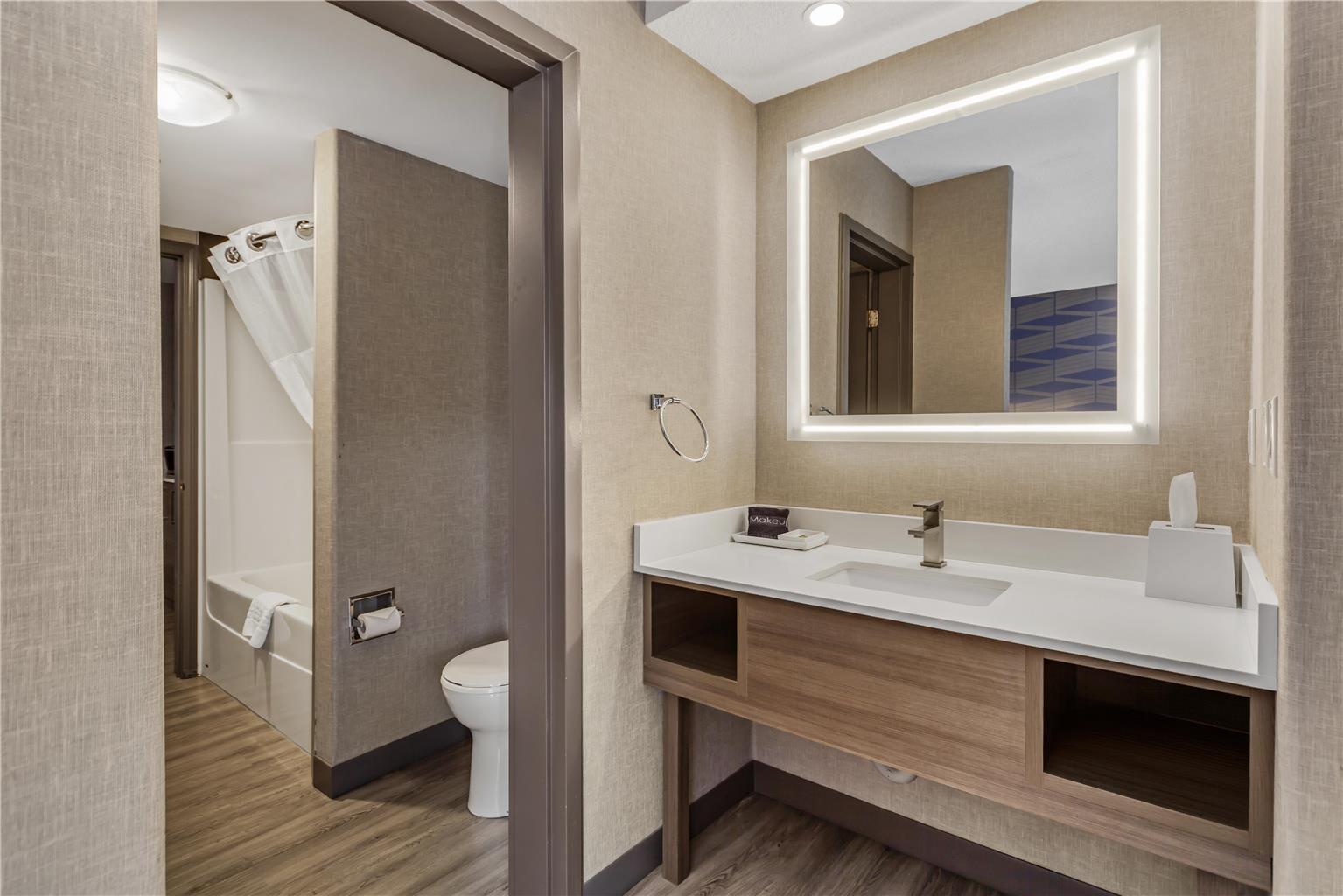 Фото Best Western Plus West Edmonton