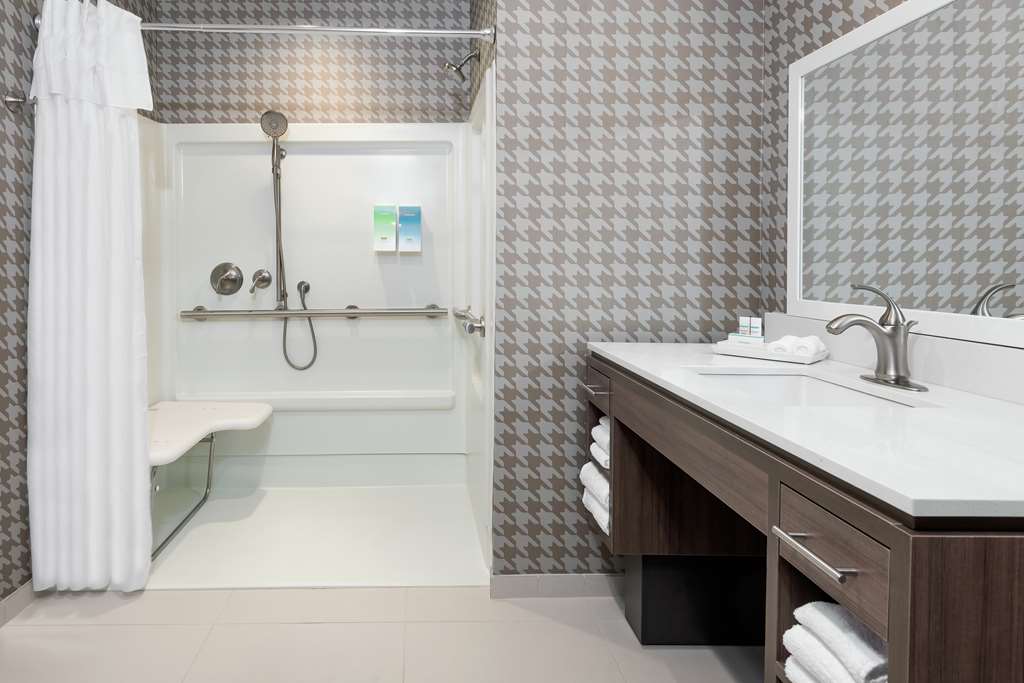 Фото Home2 Suites by Hilton Orlando Near Ucf