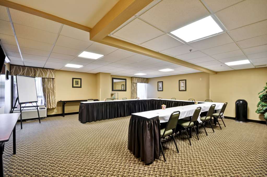 Фото Hampton Inn Overland Park, Ks