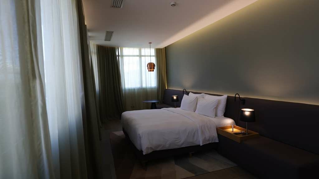Фото Radisson Blu Hotel, Beirut Verdun