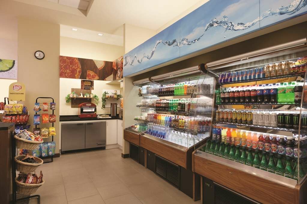 Фото Embassy Suites by Hilton Orlando Lake Buena Vista South