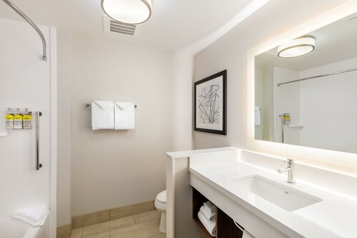Гостиница Holiday Inn Express & Suites Moreno Valley - Riverside, an Ihg Hotel в Морено Валли