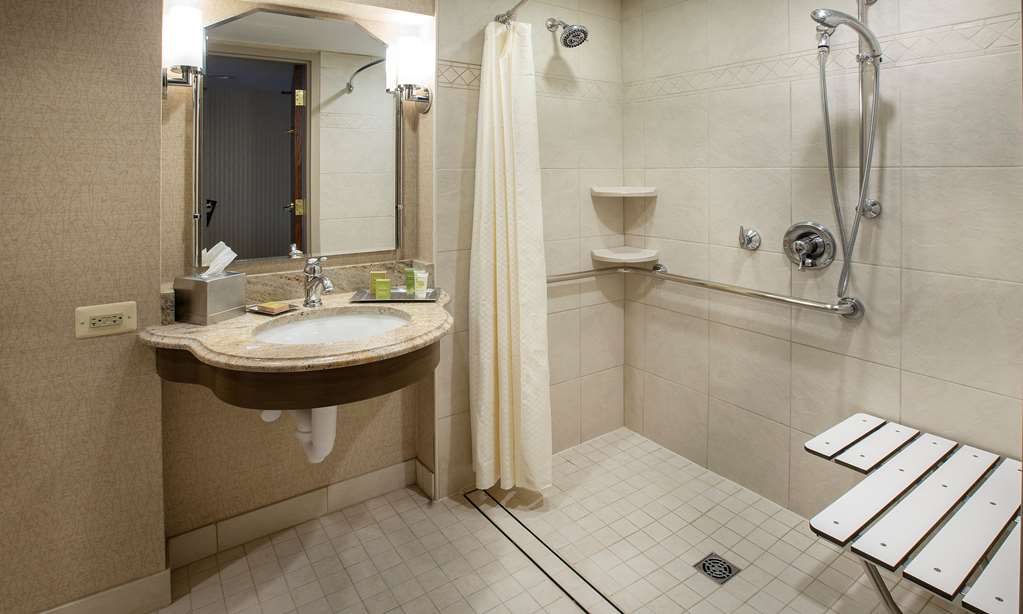 Фото Hilton Chicago/Northbrook
