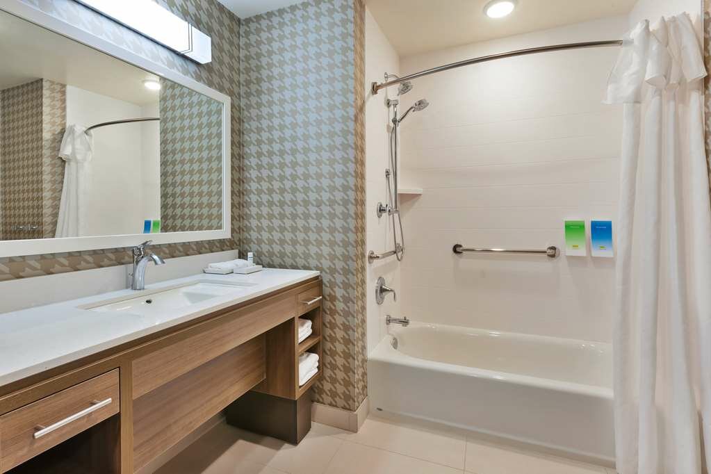 Фото Home2 Suites by Hilton Grand Blanc Flint