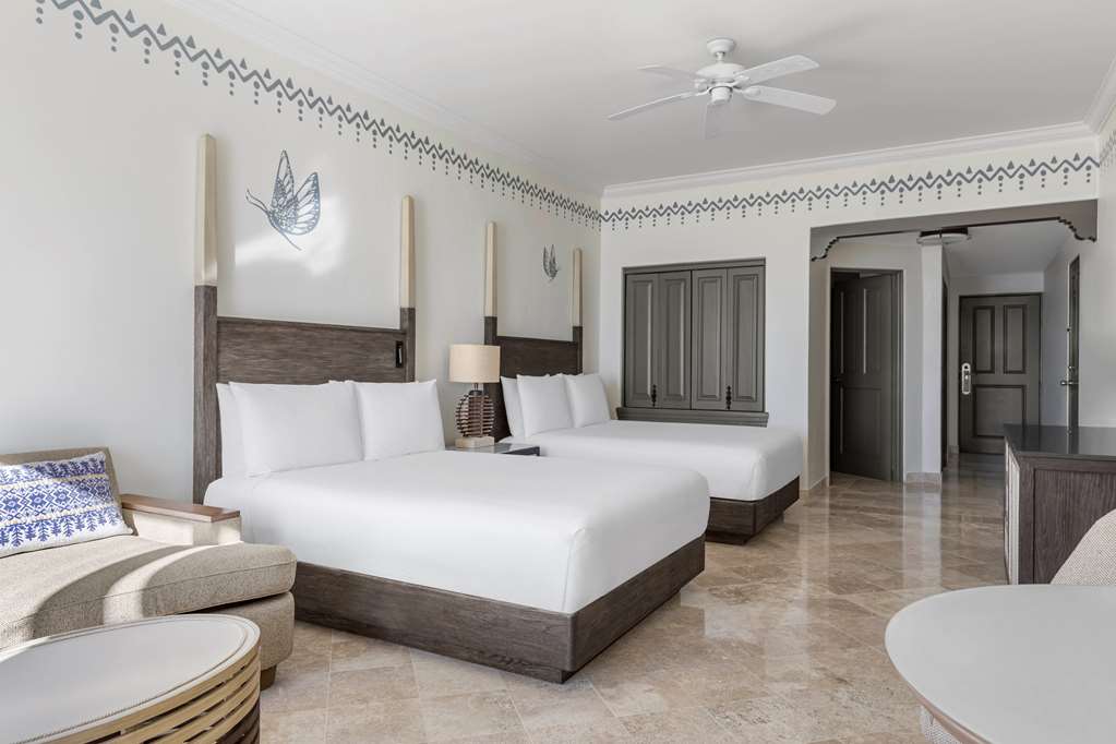 Фото Hilton Los Cabos Beach & Golf Resort